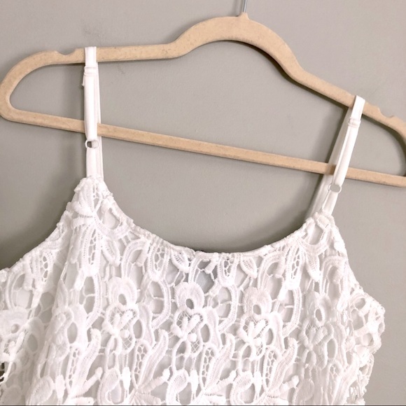Romeo & Juliet Couture White Lace Romper - Picture 7 of 10